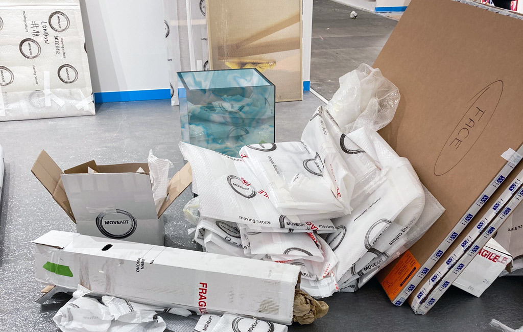 Online Course FROM THEORY TO PRACTICE: Embedding Sustainability into the Visual Art Sector by Kim Kraczon