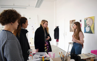 Seminar EXPERIMENTALIZE, ZEITGENÖSSISCHE GEWOHNHEITEN von Ann Schomburg