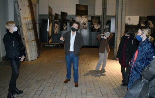 Besuch 365 DAYS: 1938/2017 von Jamie Diamond bei KEWENIG