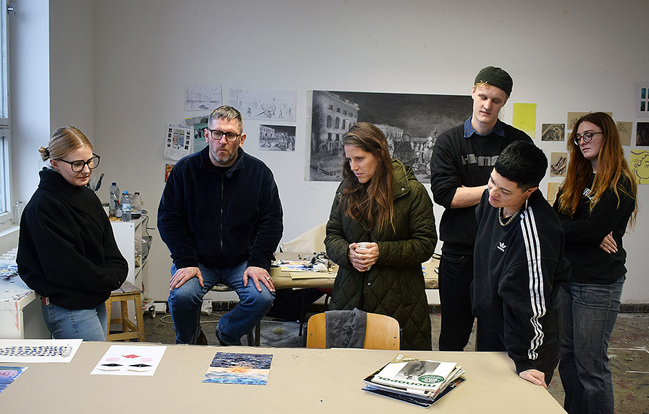 Lecture CONSPIRACY AS CREATIVE METHOD – A Research Journey from X-Files to Out 1 by Steven Warwick