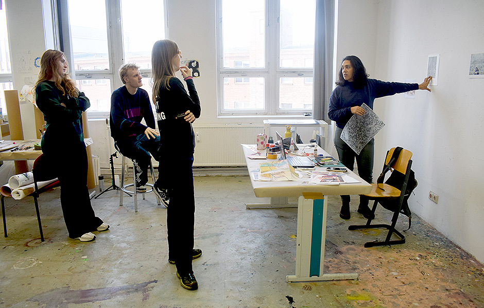 Lecture ART RELATIONS – Against Individuality in the Art World by Ché Zara Blomfield