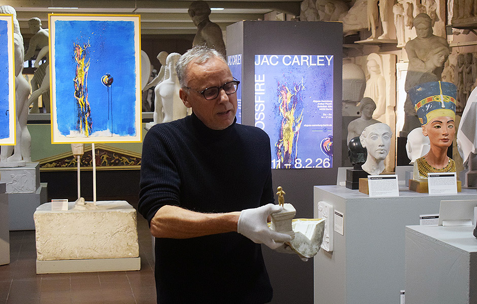 Visit to CROSSFIRE by Jac Carley at Cast Collection of Ancient Sculptures Berlin