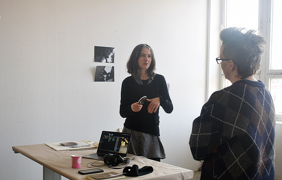 Lecture WALKING TO DRAWING — Mapping Power, Memory, and Public Space Through Artistic Practice by Larissa Fassler