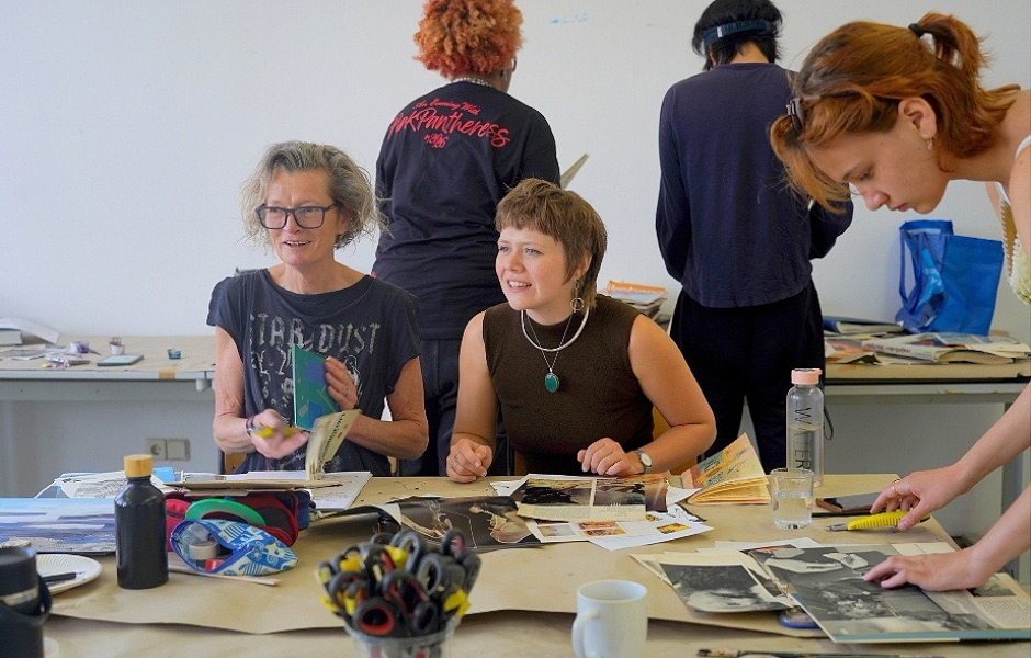 Workshop EXPERIMENTAL DRAWING: Book as Source: Spontaneous idea collecting by Emily Hunt