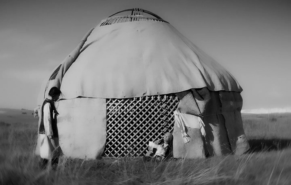 Artist Talk SCARS OF THE STEPPE & Film Premiere in Germany by CCP Fellow Ruslan Jubanysh